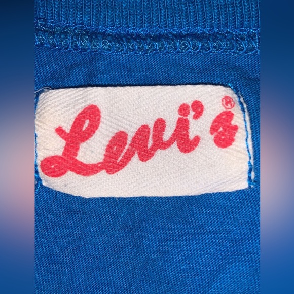 Vintage LEVIS slightly worn retro blue branded tee!! - Picture 4 of 5